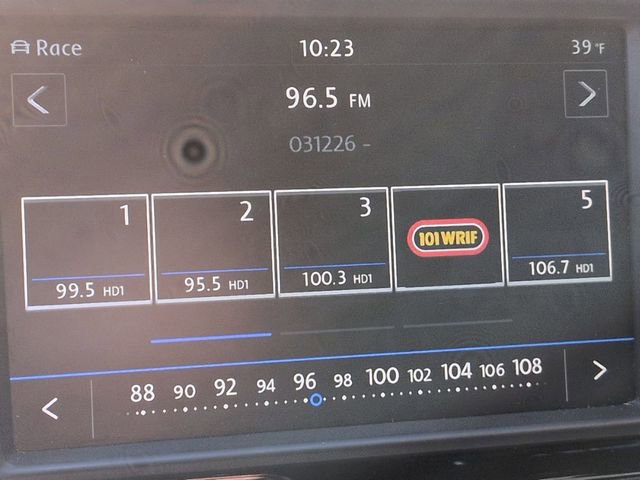 Used 2017 Volkswagen Golf 4-Door image 22