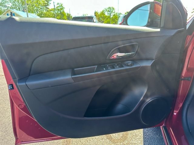 Used 2012 Chevrolet Cruze LT FWD image 13
