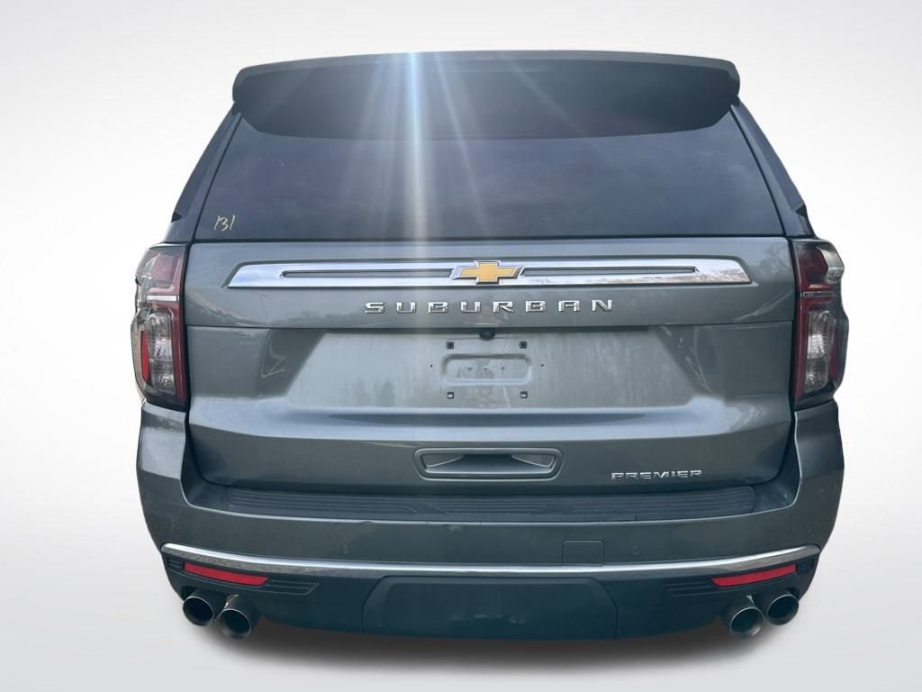 Used 2023 Chevrolet Suburban Premier image 12