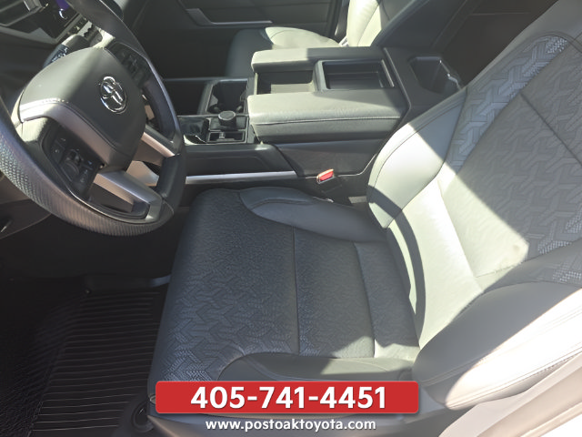 Used 2025 Toyota Tundra SR5 w/ SR5 Premium Package AWD/4WD image 14