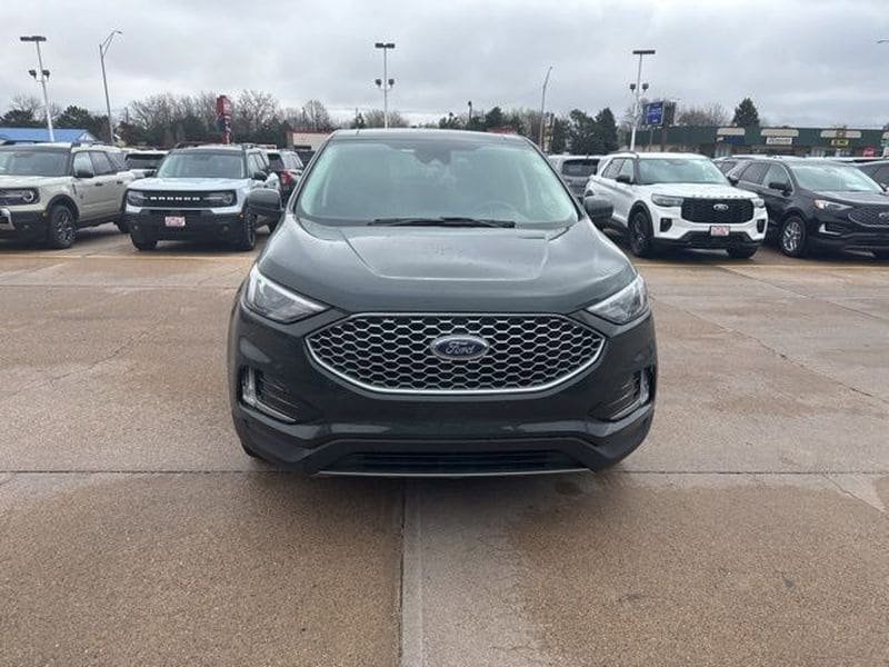 Used 2023 Ford Edge SEL w/ Convenience Package AWD/4WD image 2