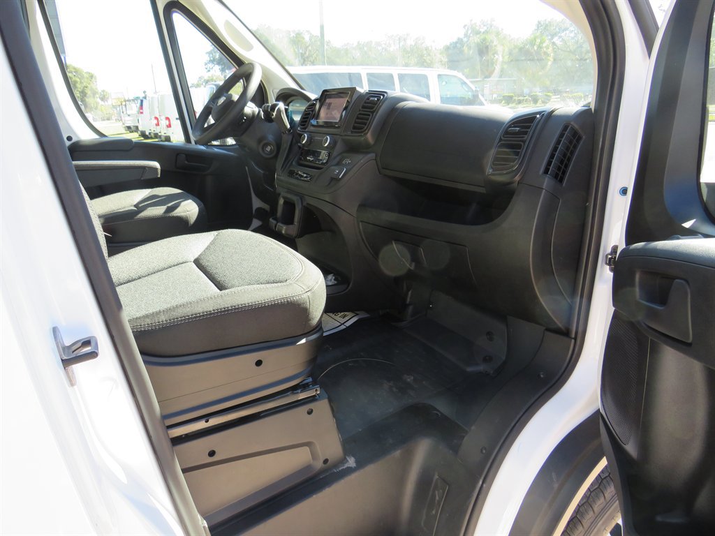 Used 2025 RAM ProMaster 2500 FWD image 18