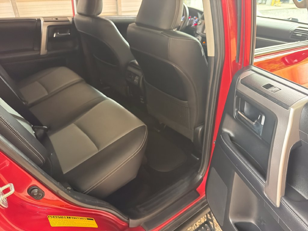 Used 2019 Toyota 4Runner SR5 Premium AWD/4WD image 28