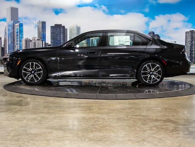 Used 2026 BMW 740i xDrive AWD/4WD image 6