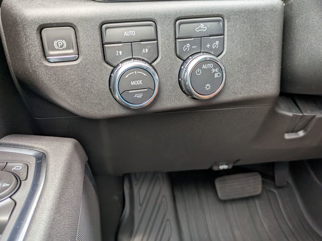 New 2025 GMC Sierra 1500 SLE w/ Preferred Package image 21