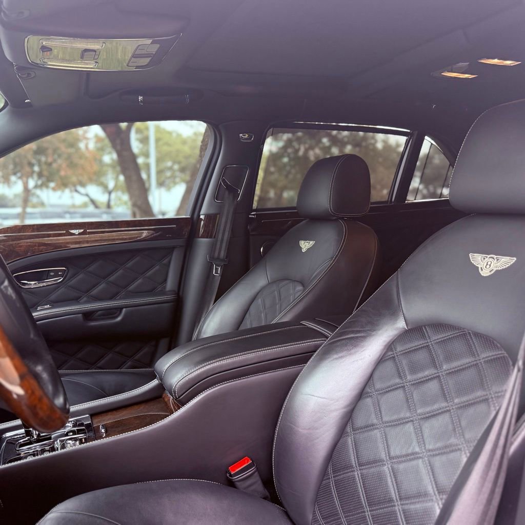 Used 2014 Bentley Mulsanne RWD image 17
