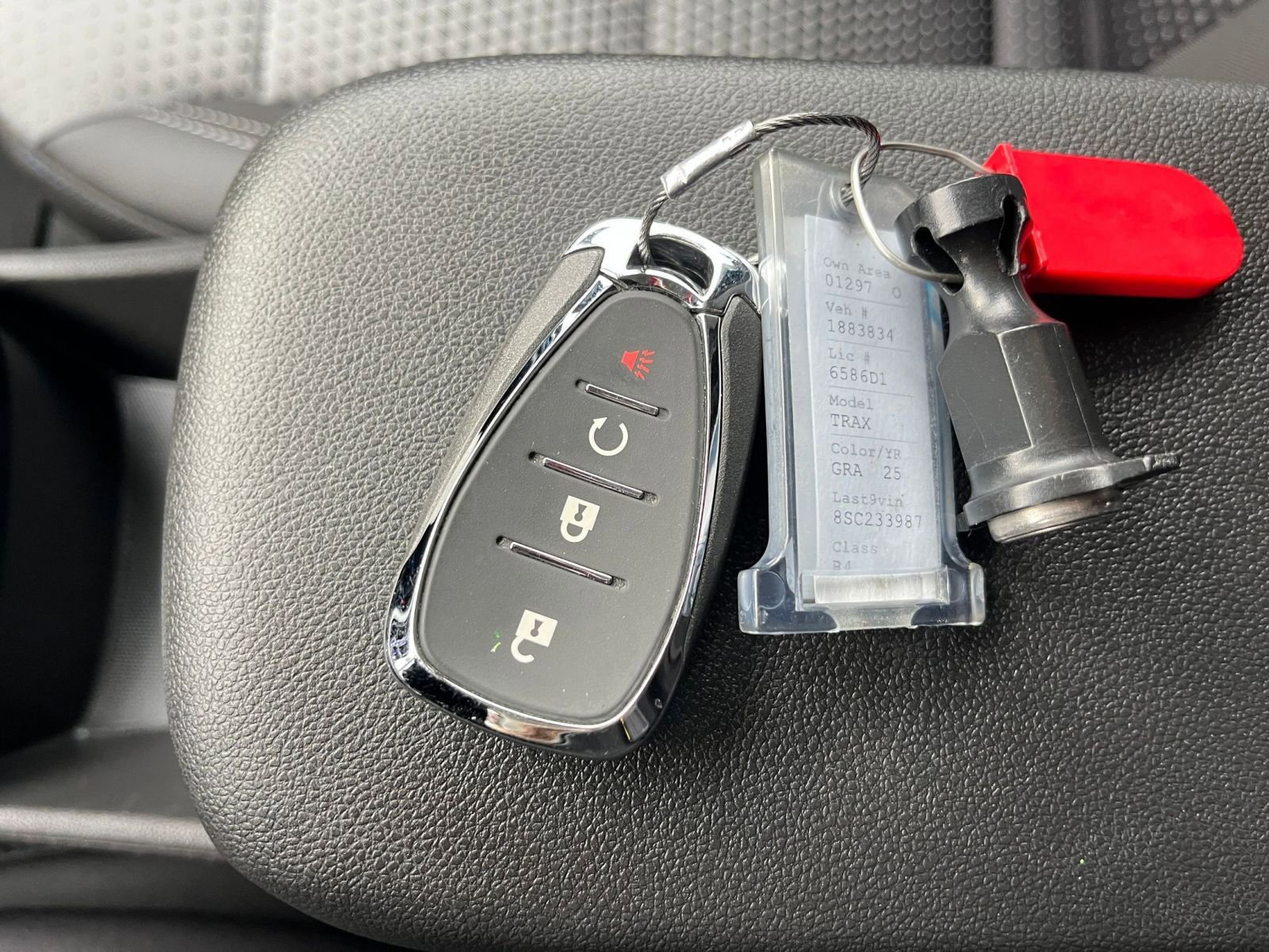 Used 2025 Chevrolet Trax LT image 22