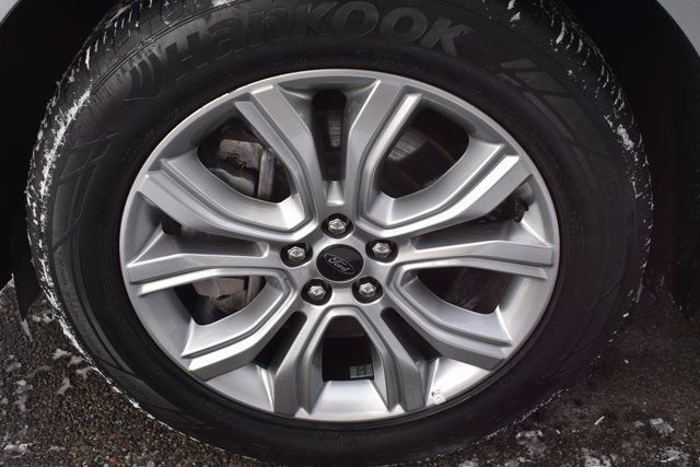 Used 2024 Ford Edge Titanium image 51