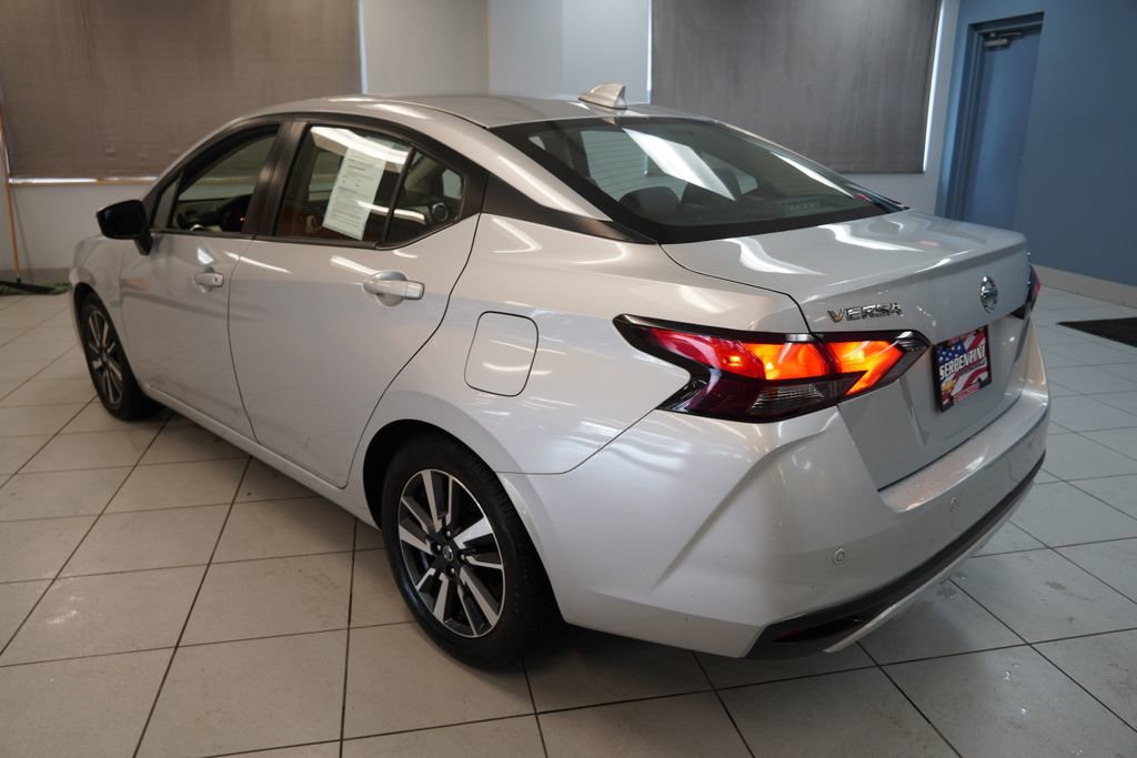 Used 2021 Nissan Versa SV image 10