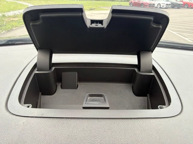 Used 2016 Chevrolet Traverse LT w/ Style and Technology Package FWD image 29