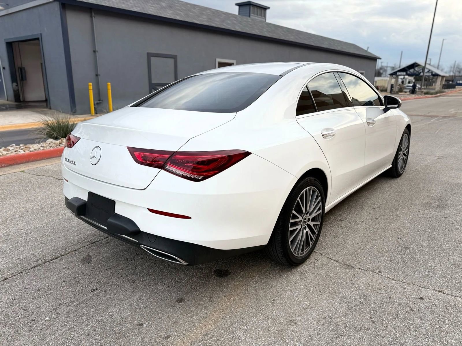 Used 2021 Mercedes-Benz CLA 250 image 11