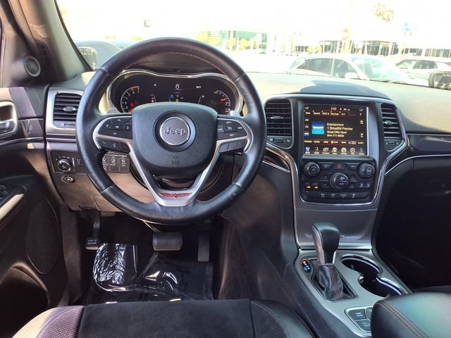 Used 2017 Jeep Grand Cherokee Trailhawk AWD/4WD image 11