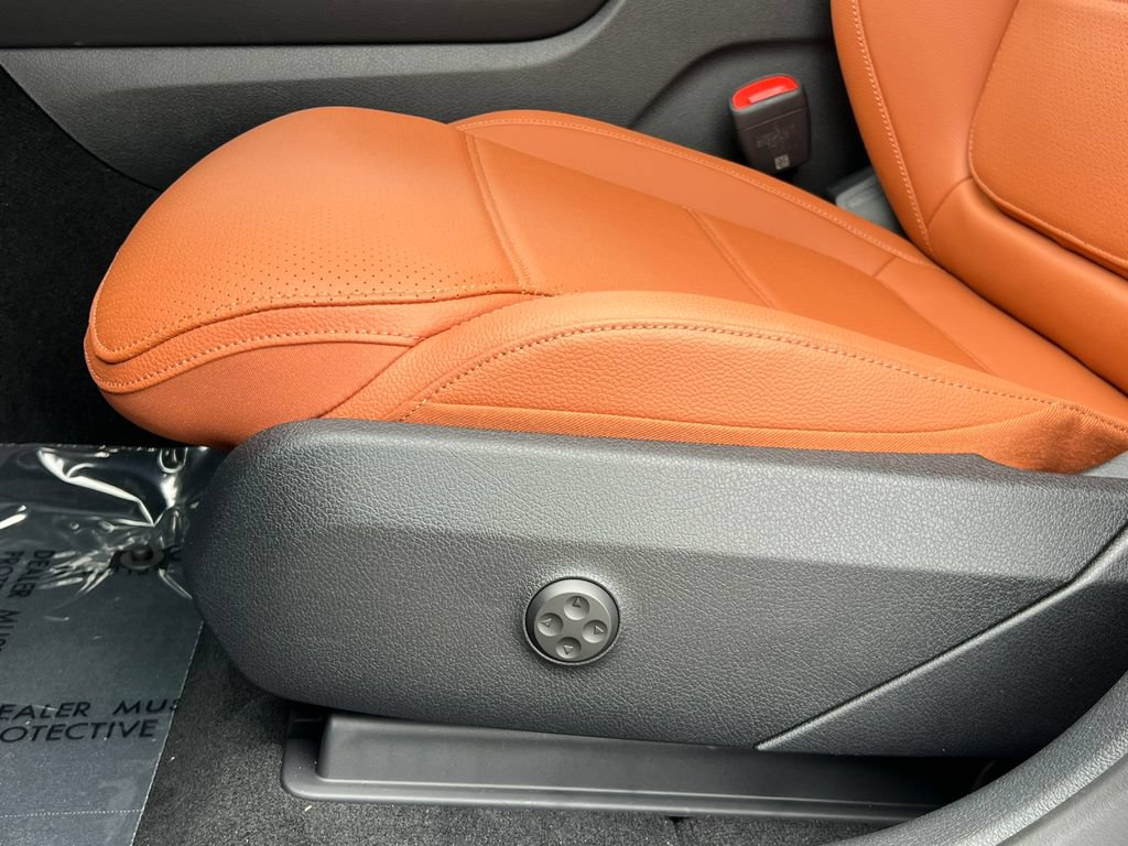 New 2027 Mercedes-Benz GLC 300 4MATIC image 11