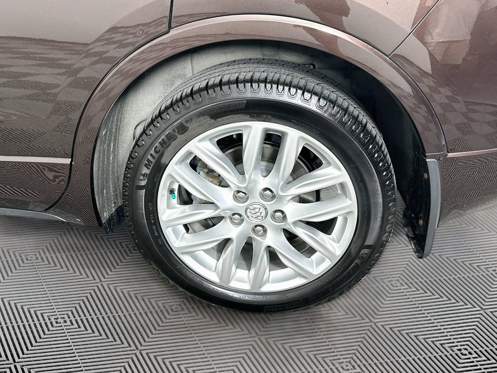 Used 2020 Buick Envision Premium w/ Driver Confidence Package AWD/4WD image 40