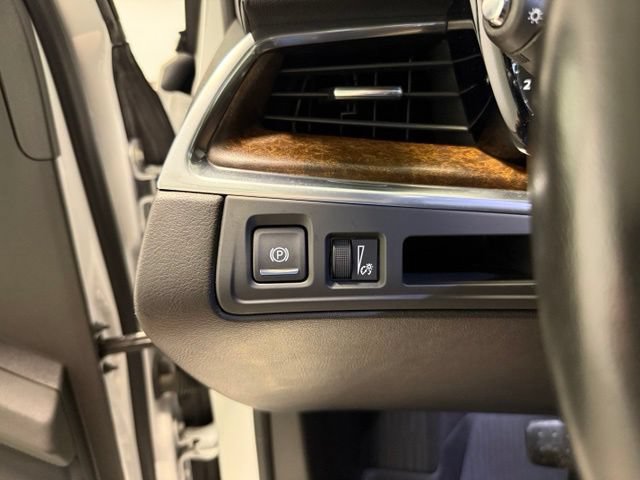 Certified 2020 Cadillac XT5 Premium Luxury w/ LPO, Floor Liner Package FWD image 19