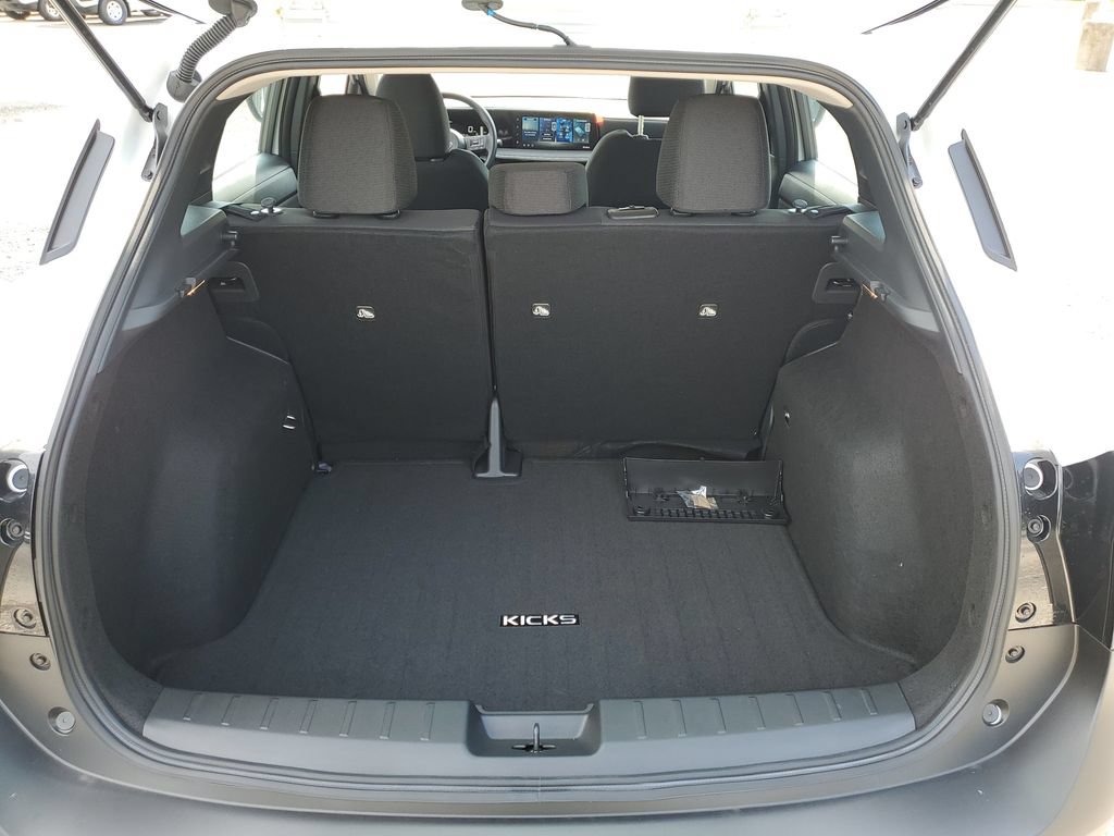 New 2026 Nissan Kicks S FWD image 8