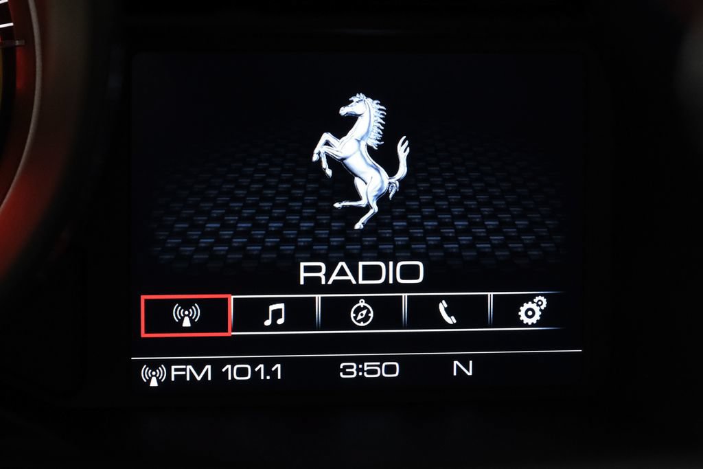 Used 2020 Ferrari 488 Pista Coupe RWD image 34