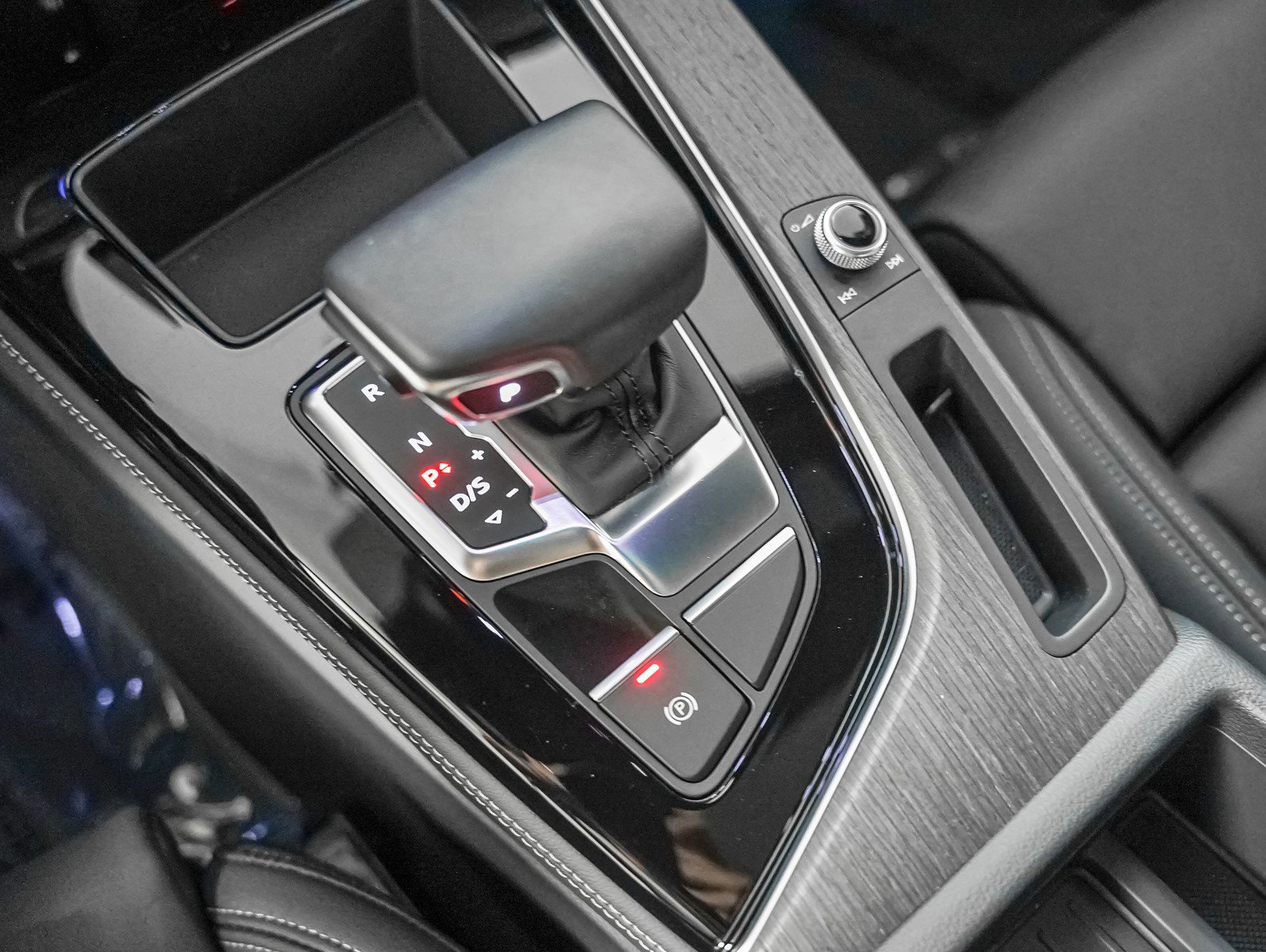 Used 2024 Audi A5 2.0T Premium Plus w/ Premium Plus image 18