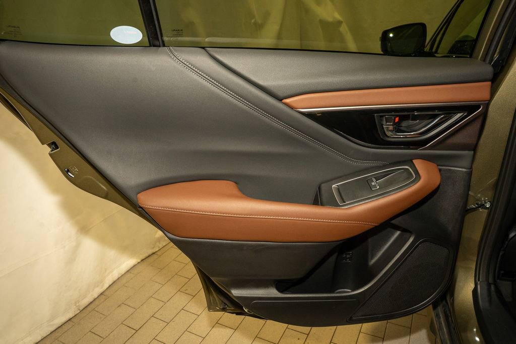 Used 2023 Subaru Outback Touring image 11