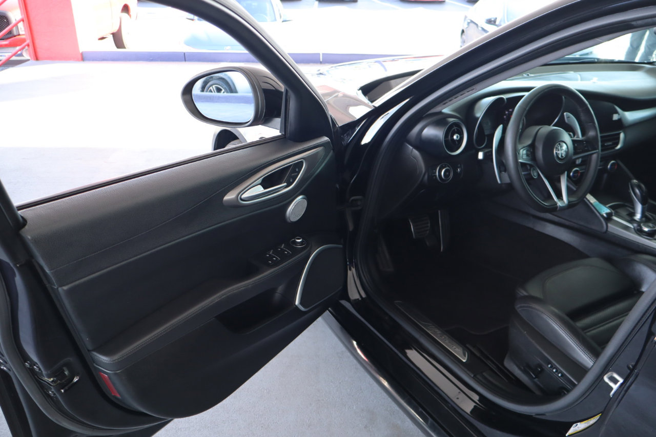 Used 2018 Alfa Romeo Giulia Ti Sport w/ Quick Order Package 22S Sport image 12