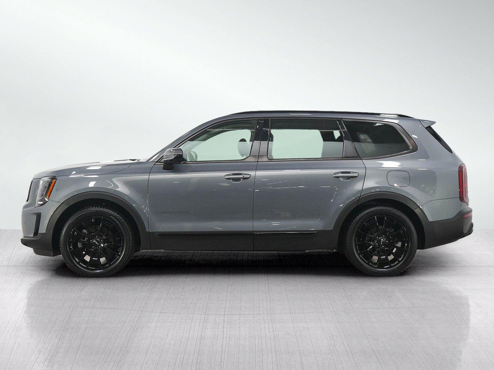 Used 2022 Kia Telluride SX w/ SX Prestige Package AWD/4WD image 2