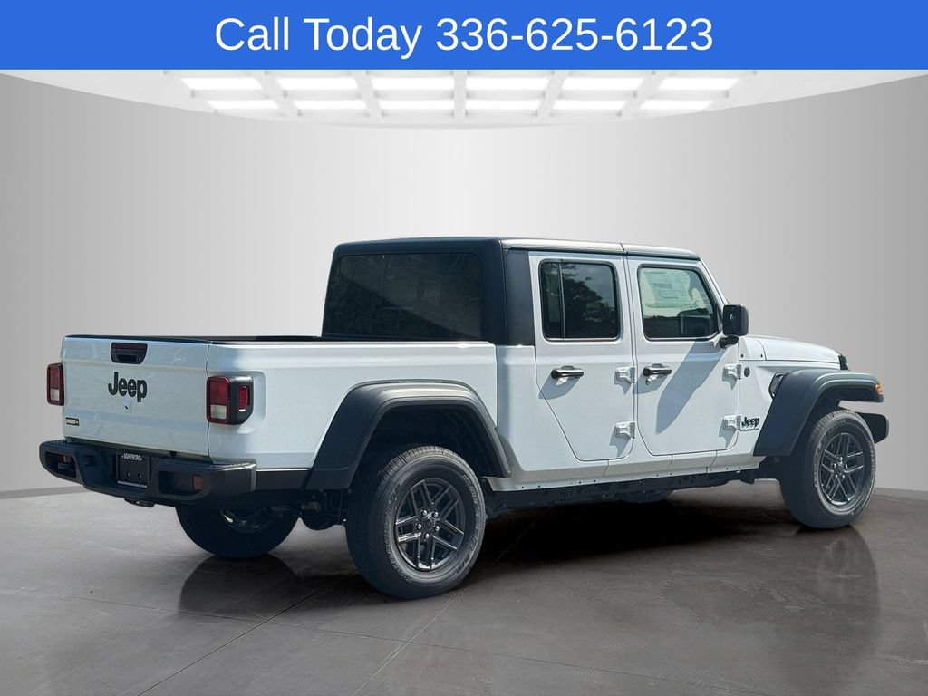 New 2025 Jeep Gladiator Sport AWD/4WD image 8