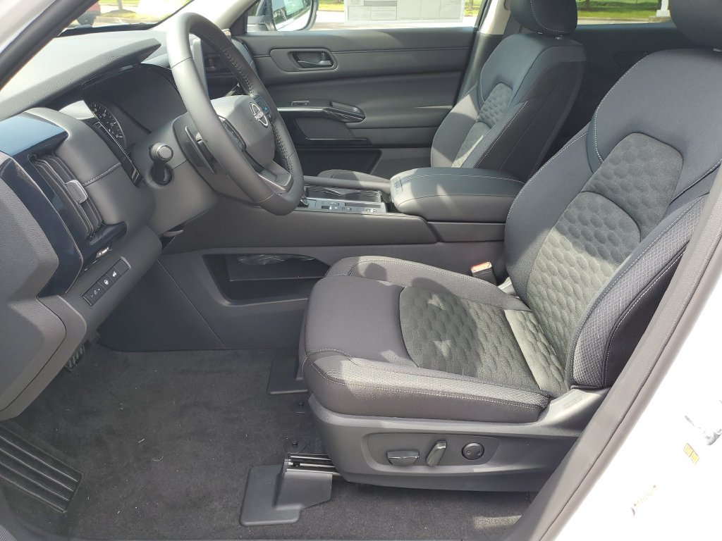 New 2026 Nissan Pathfinder SV FWD image 19