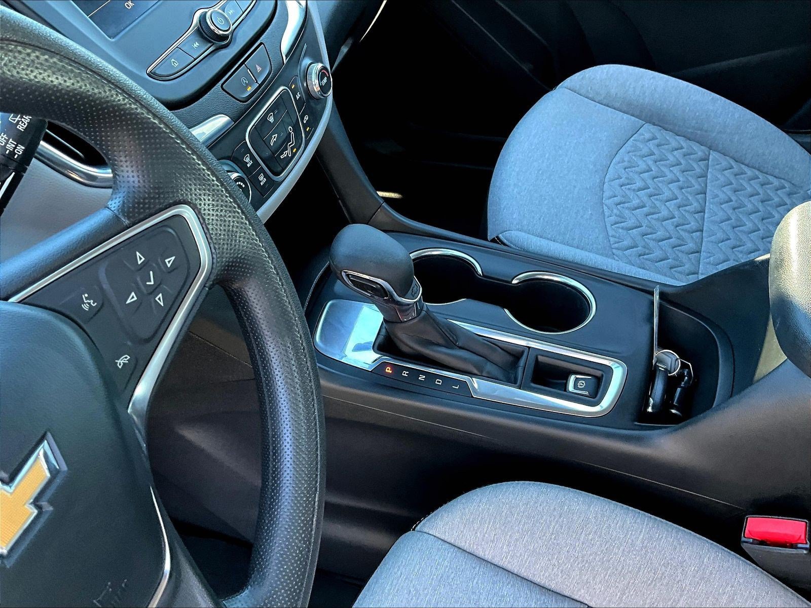 Used 2024 Chevrolet Equinox LS w/ Driver Confidence II Package FWD image 18