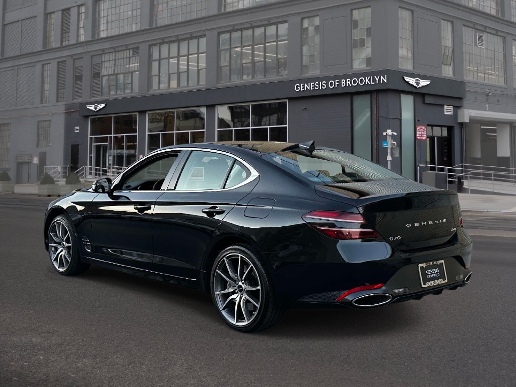 Used 2026 Genesis G70 2.5T AWD/4WD image 3