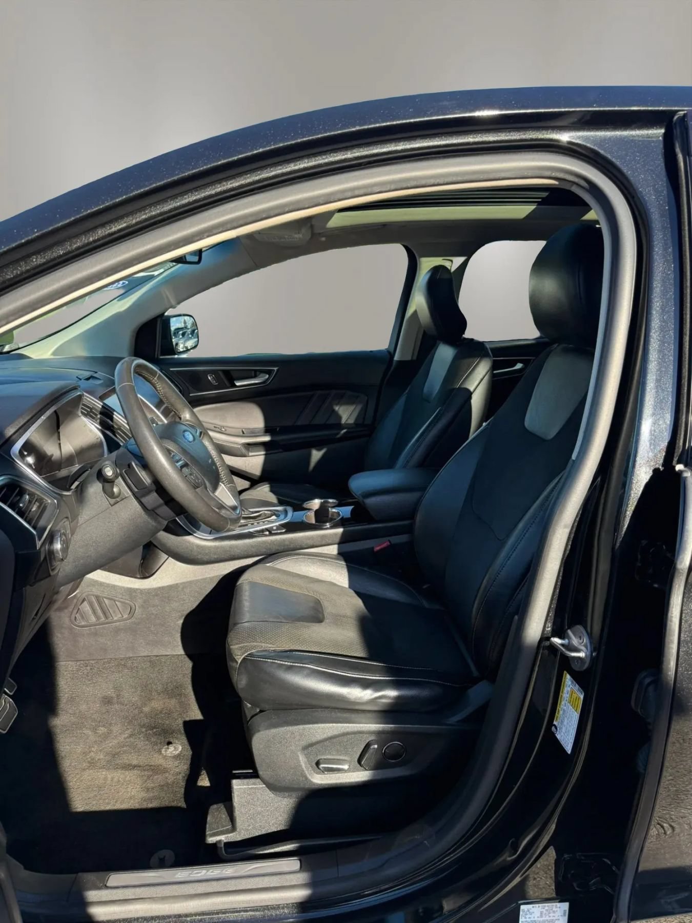 Used 2015 Ford Edge Sport w/ Equipment Group 401A FWD image 30