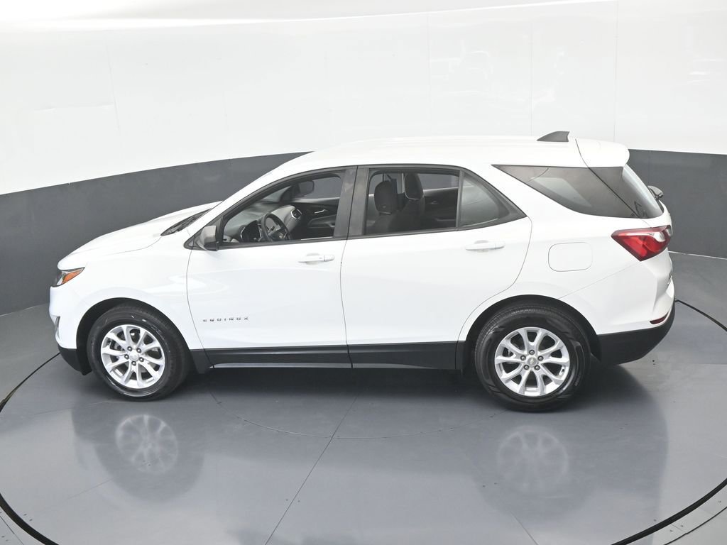 Used 2021 Chevrolet Equinox LS image 44