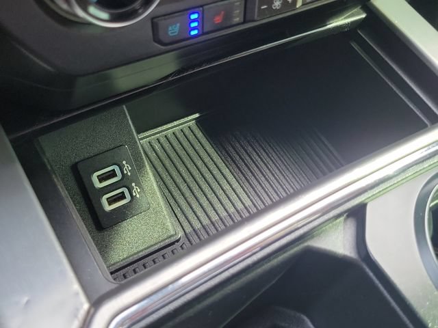 Used 2019 Ford F250 Platinum w/ Platinum Ultimate Package AWD/4WD image 30