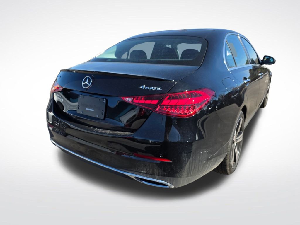 Used 2025 Mercedes-Benz C 300 4MATIC Sedan image 5