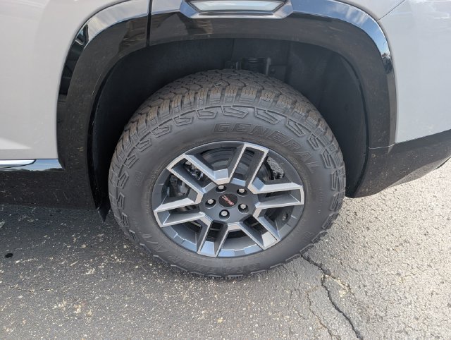 New 2027 GMC Terrain AT4 w/ Convenience Package III AWD/4WD image 18