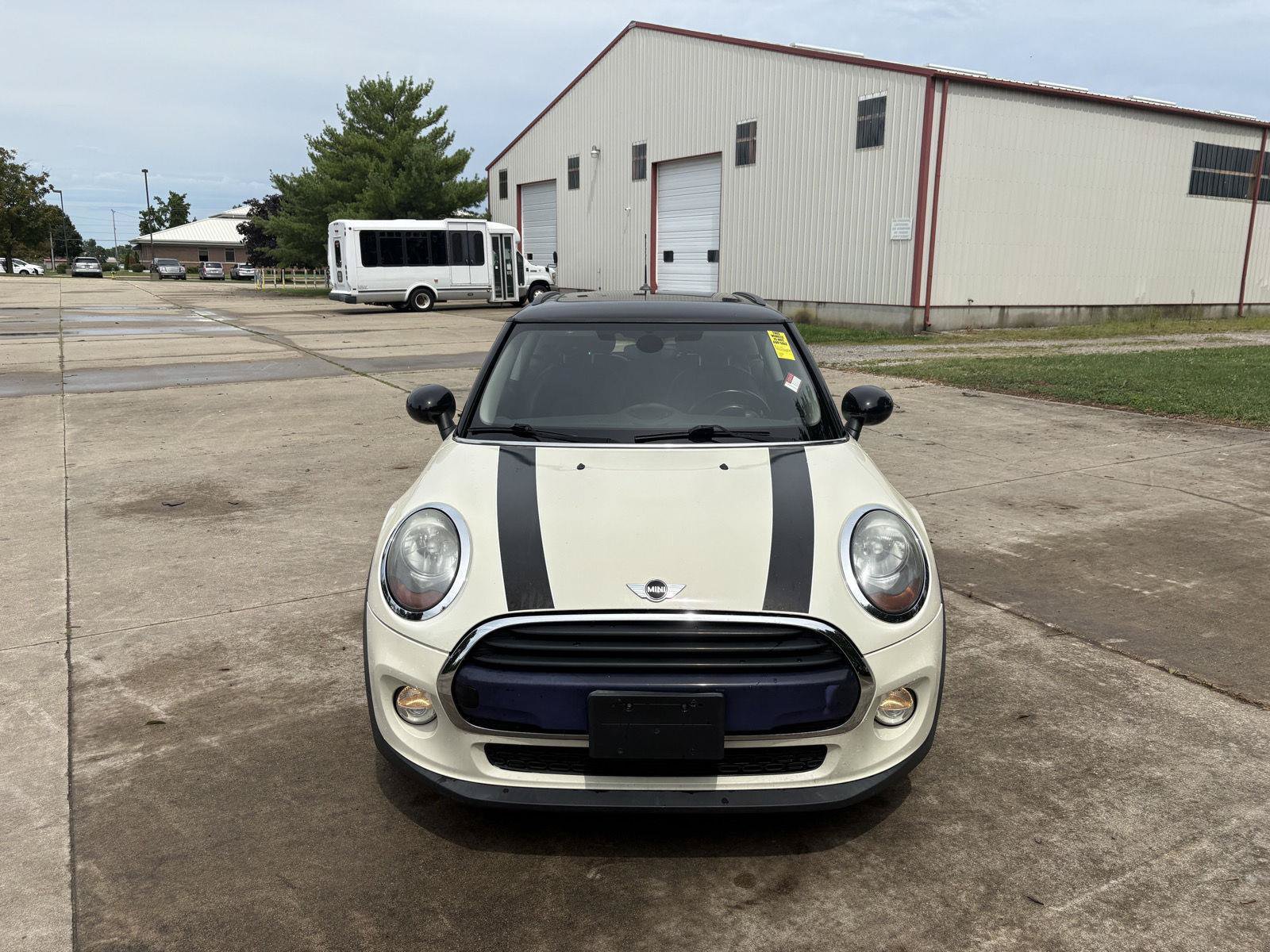 Used 2017 MINI Cooper 2-Door Hardtop FWD image 12