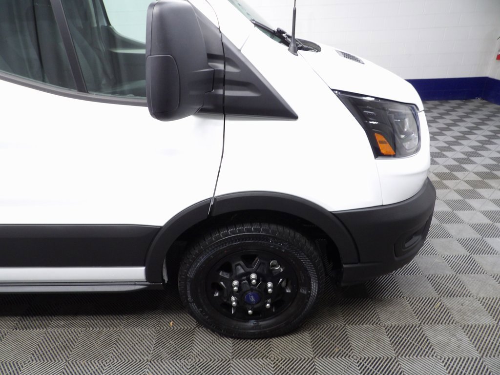 Used 2024 Ford Transit 250 Low Roof AWD image 28