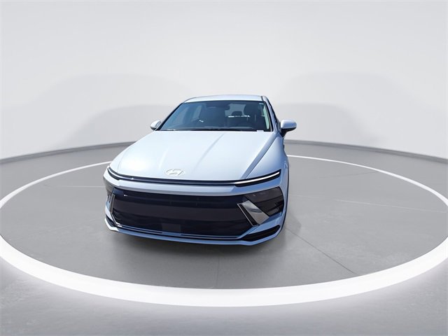 New 2025 Hyundai Sonata SEL image 3