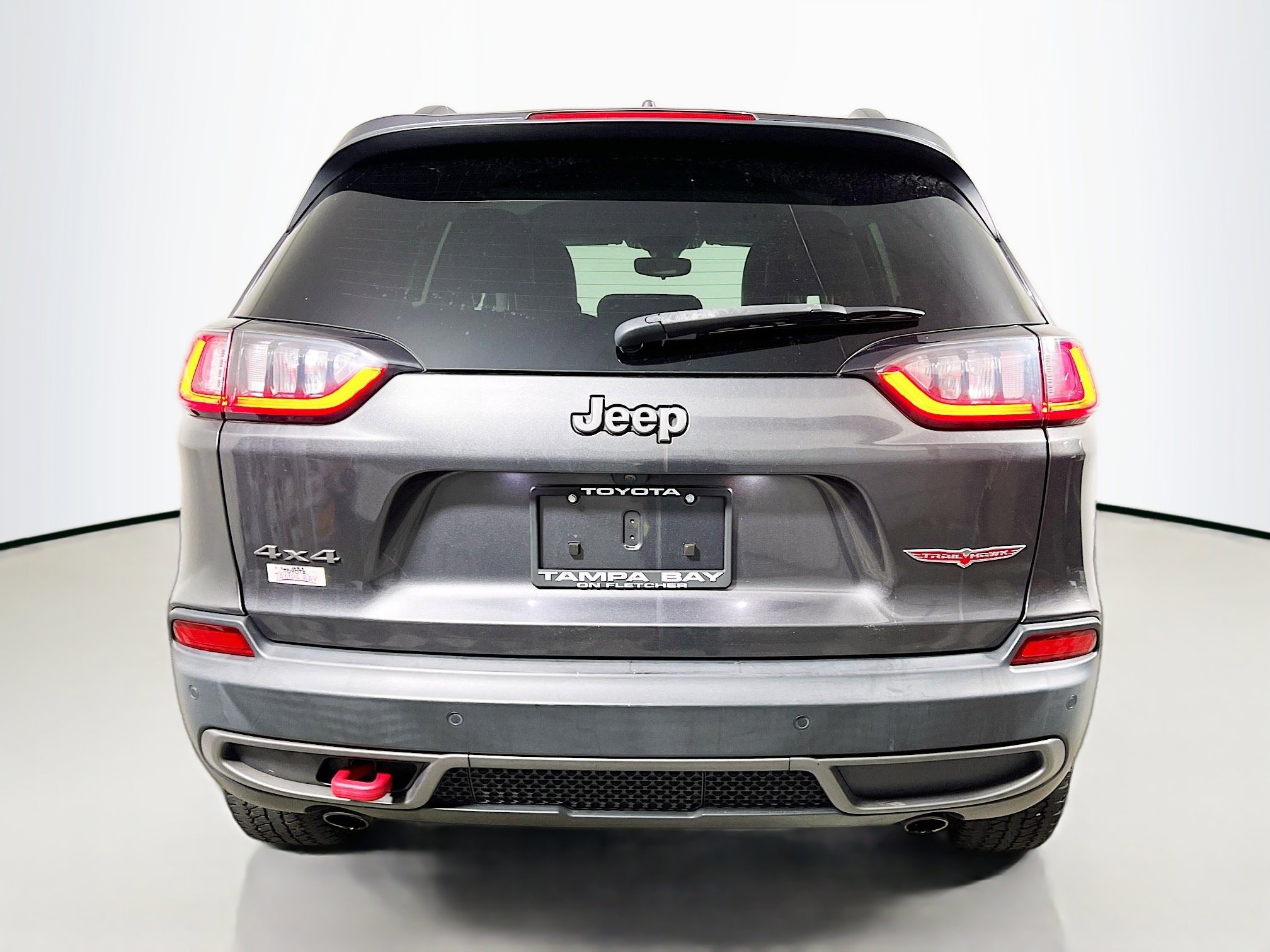 Used 2019 Jeep Cherokee Trailhawk w/ Cold Weather Group AWD/4WD image 6