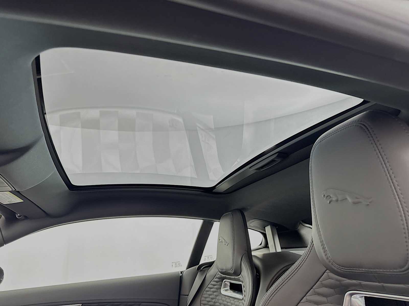 New 2024 Jaguar F-TYPE R-Dynamic image 12