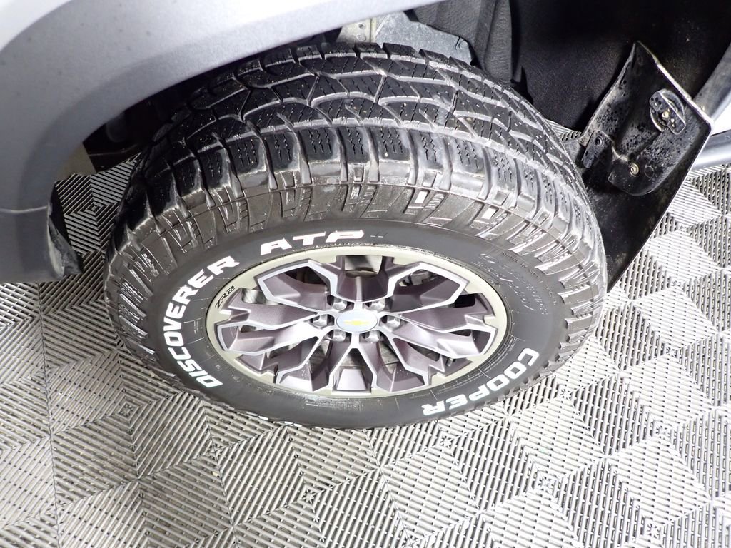 Used 2019 Chevrolet Colorado ZR2 w/ LPO, Premium Interior Package image 38