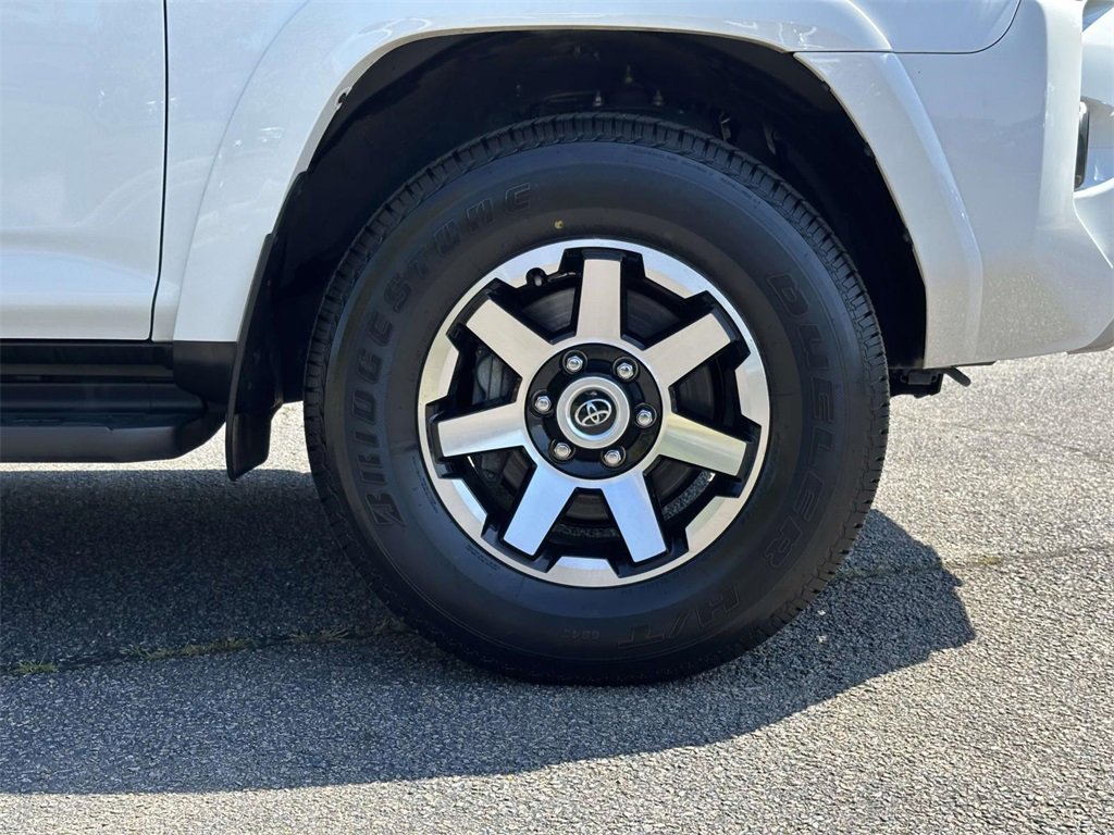 Used 2024 Toyota 4Runner TRD Off-Road image 25