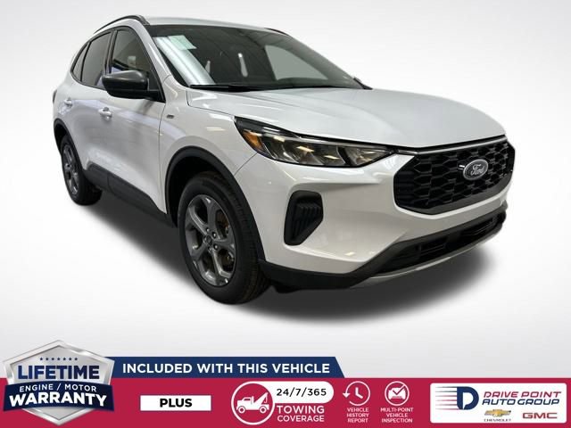 Used 2025 Ford Escape ST-Line AWD/4WD image 1