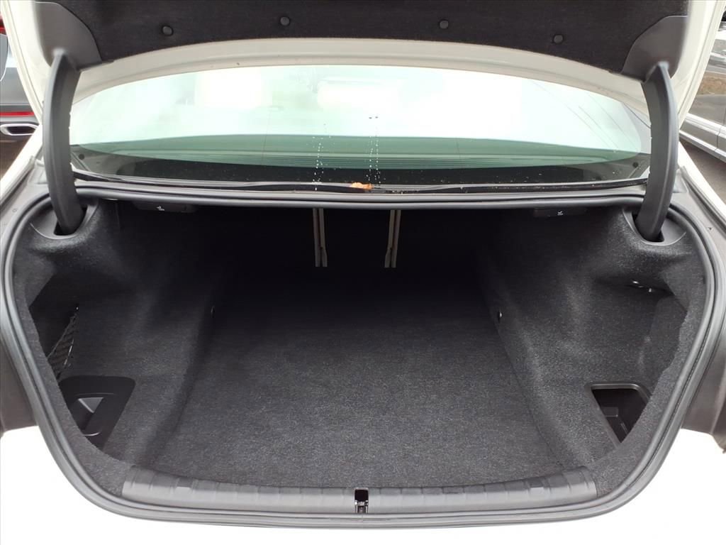 Used 2022 BMW 530i xDrive w/ Convenience Package image 10