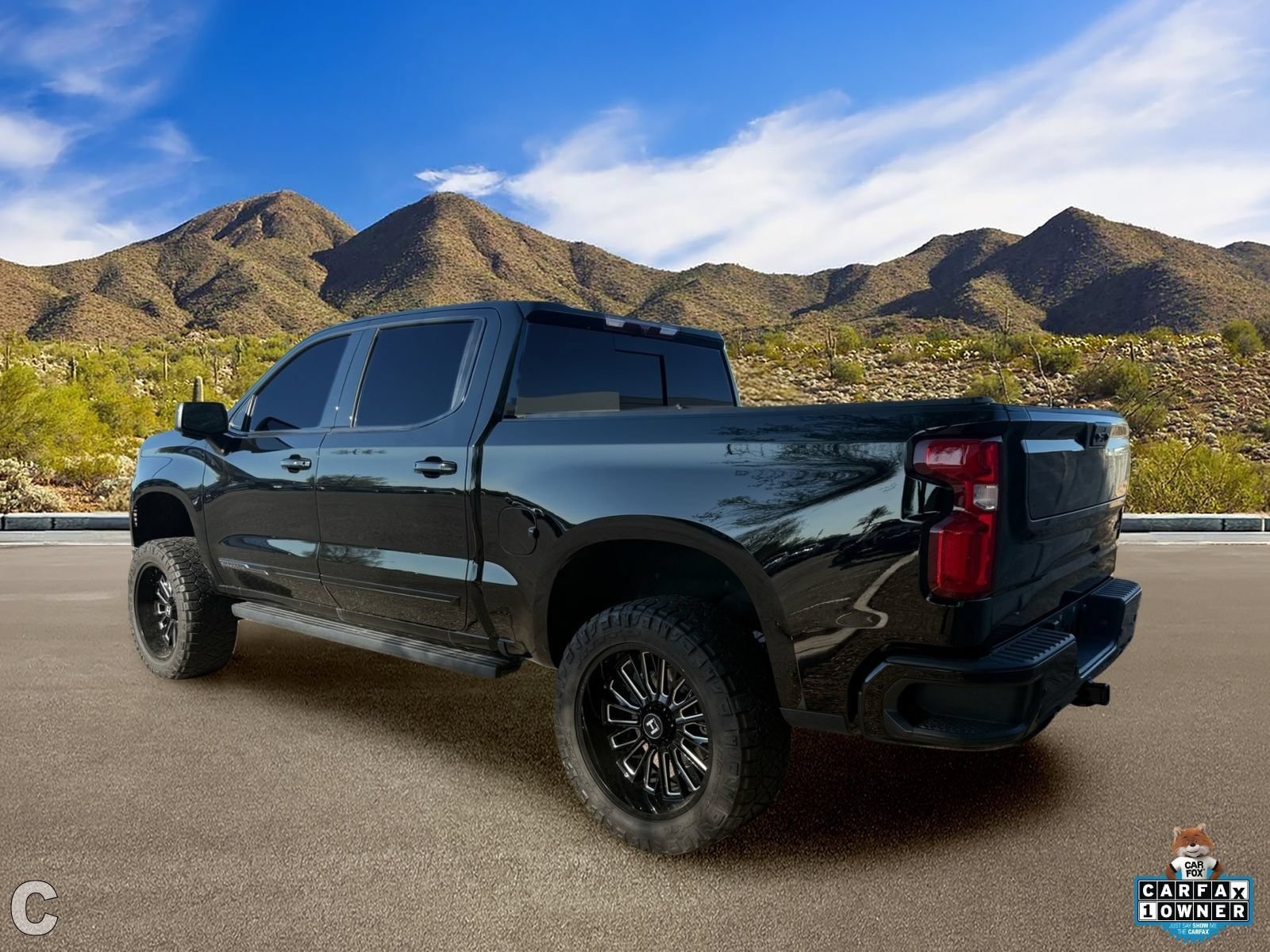 Used 2024 Chevrolet Silverado 1500 High Country w/ Midnight Edition AWD/4WD image 3