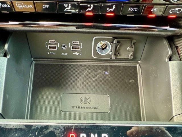 Used 2024 Jeep Grand Cherokee L Altitude image 14