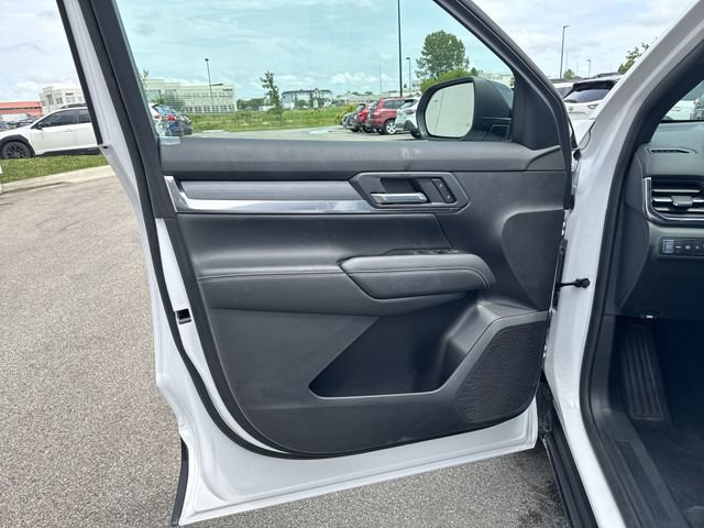 Used 2026 GMC Terrain Elevation FWD image 9