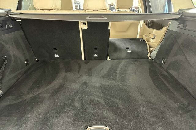 Used 2016 Mercedes-Benz GLC 300 4MATIC image 17