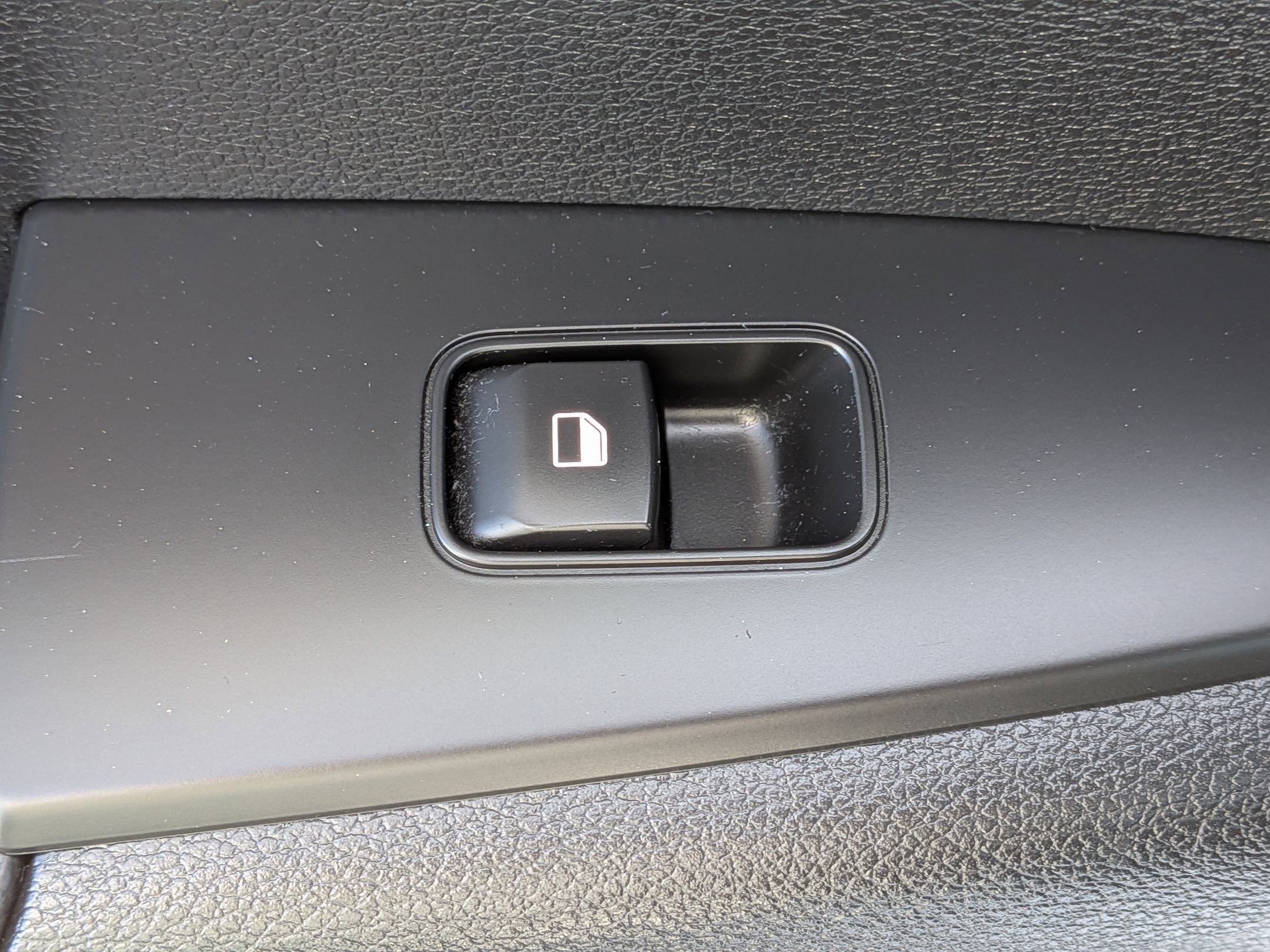 Used 2024 Kia Forte LXS FWD image 28
