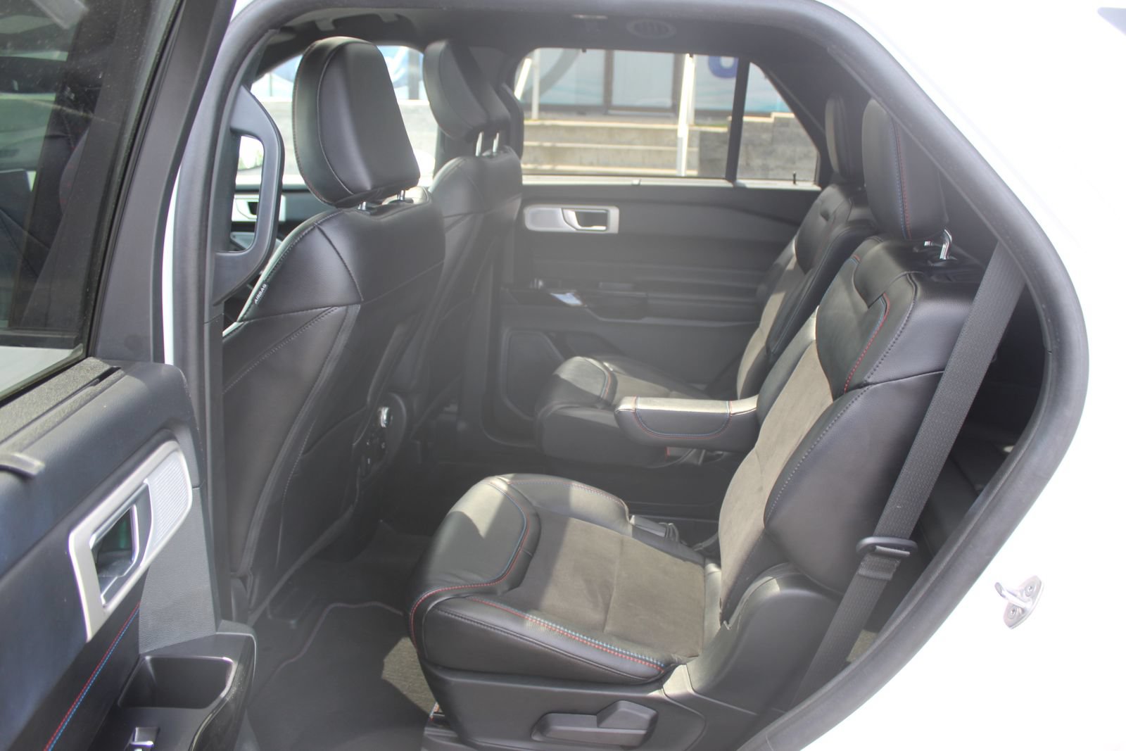 Used 2023 Ford Explorer ST w/ Equipment Group 401A AWD/4WD image 19