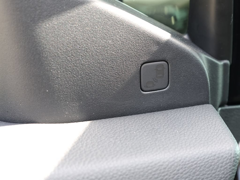 Used 2025 Honda Passport EX-L image 15